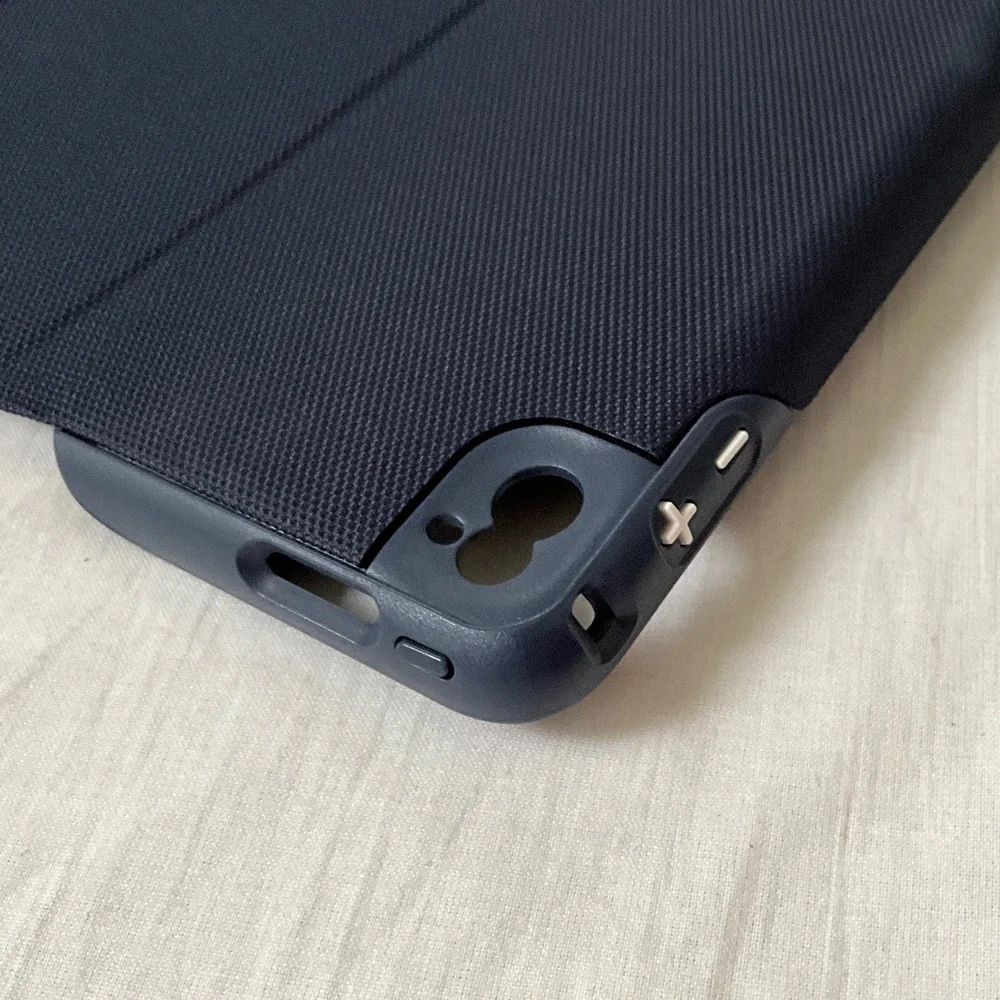 LOGI CREATE Keyboard Hard Case Blue